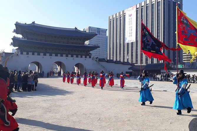 Private Seoul City Tour - Gyeongbokgung Palace Changing of the Guard, and the Tuesday Changdeokgung swap