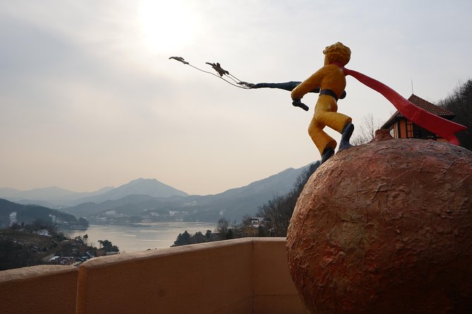 Private Tour: Nami Island& (Alpaca World 'or' Morning Calm)&Lunch - Getting out of Seoul fast with private pickup and an English speaking guide
