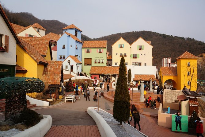 Private Tour Nami Island with Petite France 'and/or' The Garden of Morning Calm - Lunch on this tour: included, usually satisfying, and helpful for pacing