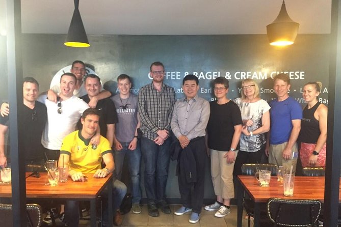Private Tour: Talk show with N.K. Defector and Short Hiking - The presidential Blue House pass: what you may notice from the road