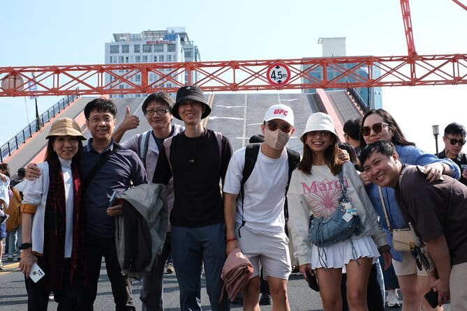 Real Busan Walking Experience - Huin Yeoulgil: refugee stories and Yeongdo haenyeo life up close