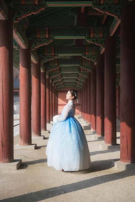 S.Korea GyeongbokgungPalace: Professional Hanbok Photography - What You Actually Receive: 300 JPGs, 10 Edited Photos, and Polaroids