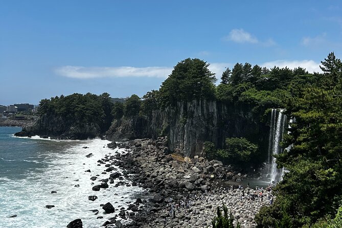 Seogwipo(the southern city of Jeju) Art Museum Walking Tour - Seobok Park: A Qin Dynasty Legend Turned Museum Stop