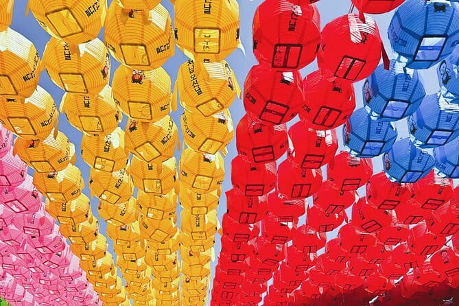 Seoul Beauty & Beyond Tour - Bongeunsa Temple in Gangnam: calm after the city noise