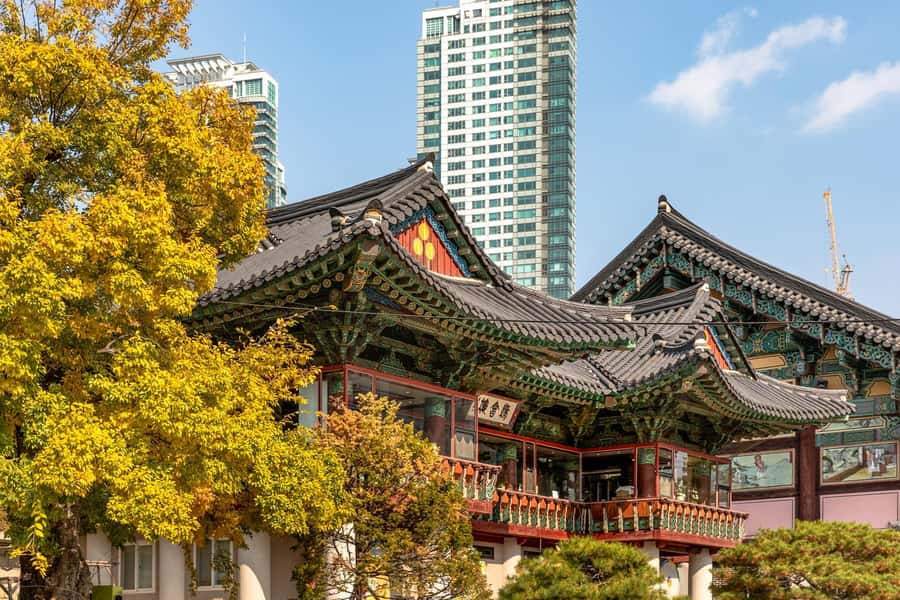 Seoul: Bongeunsa Temple and Gourmet Night Tour in Gangnam - Meeting your guide at Bongeunsa Station Exit 2