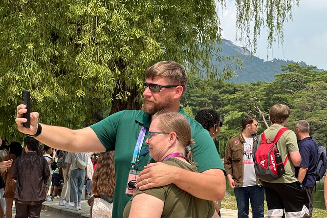 Seoul City Half Day Tour-Gyeongbok Palace Guard Changing Ceremony - Gyeongbokgung Palace and the Changing of the Guard at Gwanghwamun