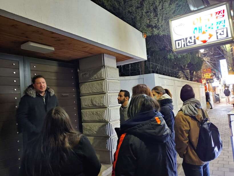Seoul: Dark Side of the City and Ghost Stories Walking Tour - Snacks, drinks, and what’s allowed during the walk