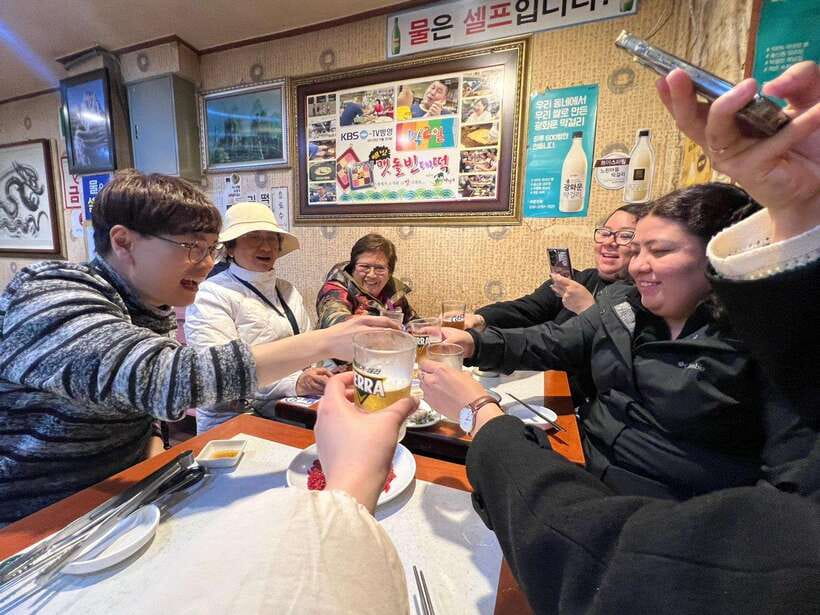 Seoul: Fearless Foodie Gwangjang Market Food Adventure - Gwangjang Market in 2 Hours: a Stamp-Based Food Sprint