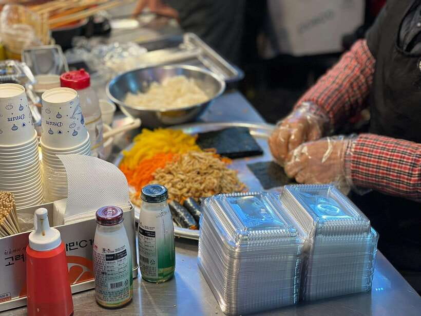 Seoul: Fearless Foodie Gwangjang Market Food Adventure - Getting Your Money’s Worth: 10 to 12 Dishes Without the Ordering Guesswork