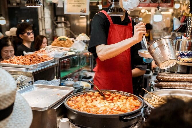 Seoul Food: Banchan, Bibimbap, and Beyond - Bukchon Hanok Village and the Side-Dish Mindset