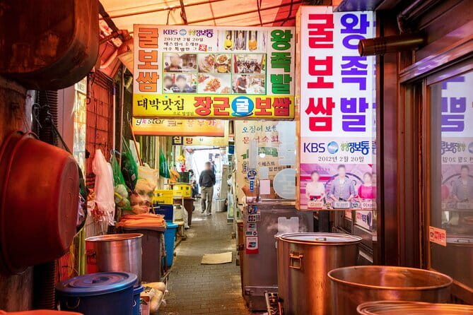 Seoul Foodie Walking Tour - Gwangjang Market at 5 pm: The Smart Start for Hungry People