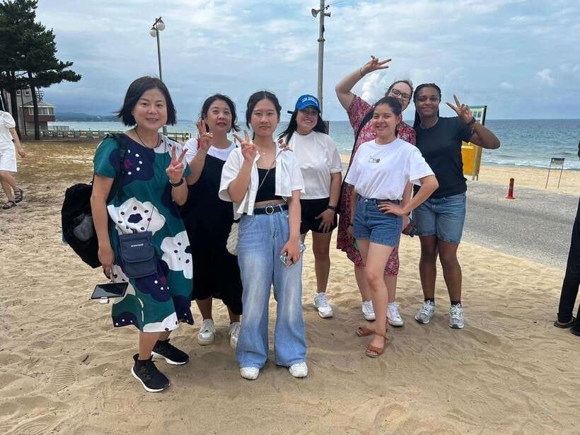 Seoul: Gangneung BTS K-Pop & K-Drama Filming Locations Tour - Gangneung Jungang Market: a practical lunch break you can trust