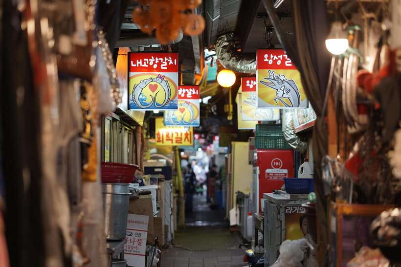 Seoul: Guided Street Food Tour at Namdaemun Market - Practical Tips for Rain or Shine