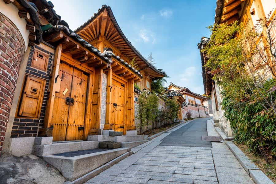 Seoul: Gyeongbokgung / Hanok Village / N Seoul Tower - How “private group” changes your day in real life