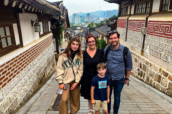 Seoul Highlights & Hidden Gems Tours by Locals: Private + Custom - Optional add-ons: N-Seoul Tower, markets, and photo-friendly guidance