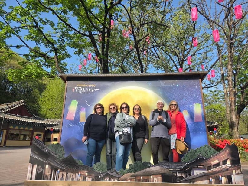 Seoul: Hwaseong Fortress, Folk Village and Starfield Library - Pickup in Seoul: Hongik University Station or Myeongdong, Then Round-Trip Transfer