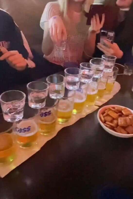 Seoul: Korean Drinking Games Night (non-drinkers welcome) - Somaek and Soju Bomb Practice You Can Repeat Later