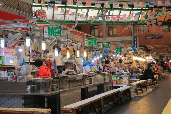 Seoul Like a Local: Private & Personalized Experience (2-3 hours) - Stop 2: Dongdaemun Design Plaza and Temple or Shrine Options
