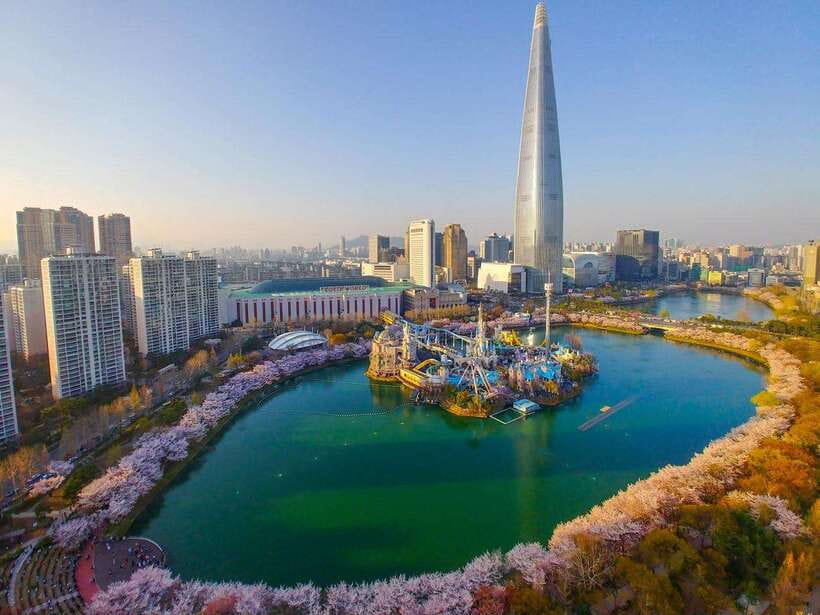 Seoul: Max Out Must Visit City Highlights Panoramic Day Tour - The Han River and Sevit Island, where the day finally slows down