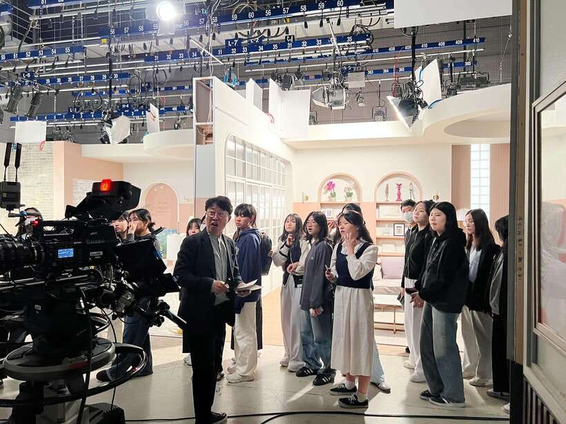 Seoul: MBC Insider Live K-Drama Rehearsal & VIP Studio Tour - Price, timing, and who this 7-hour tour suits best