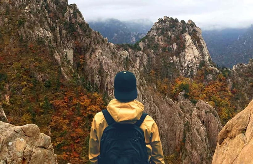 Seoul: Mt. Seorak & Nami Island & Eobi Ice Valley Day Tour - Pickup, Bus Ride, and How to Survive a Long Winter Day