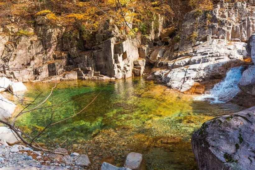 Seoul: Mt. Seoraksan National Park Autumn Foliage Day Tour - Cable car and weather reality: plan for the day, not just the idea