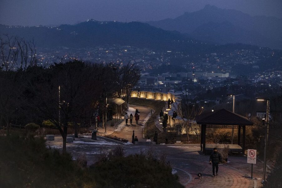 Seoul: Nighttime Hidden Gems Walking Tour - Why This Seoul Night Walk Feels Like a Local Night Plan