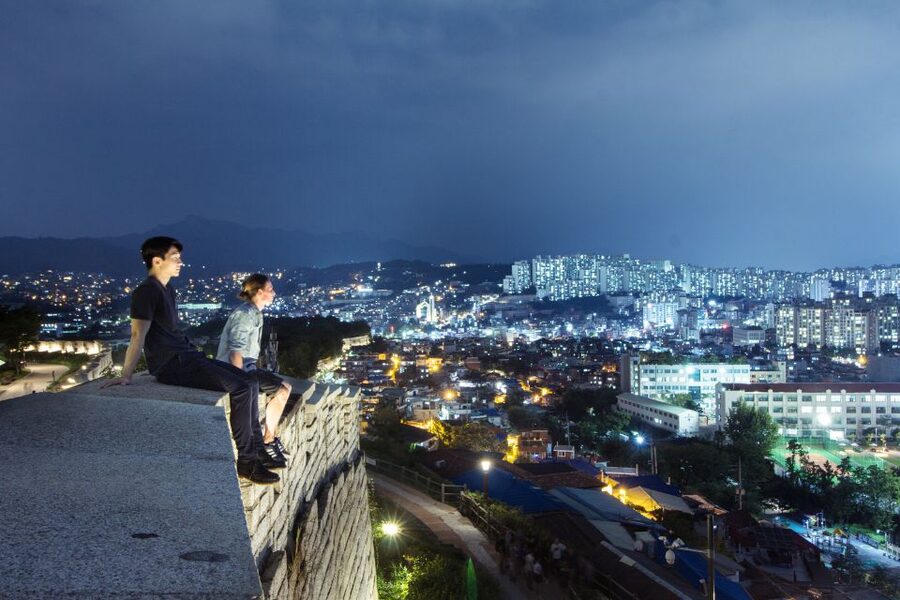 Seoul: Nighttime Hidden Gems Walking Tour - Hanyang City Wall at Night: The View Payoff You Actually Walk For