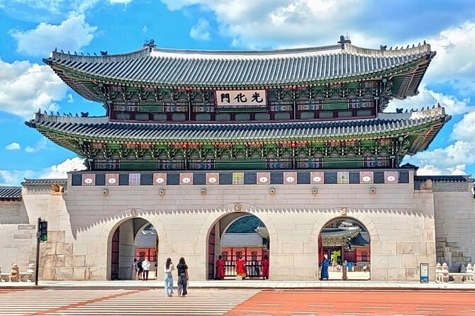 Seoul One Day Sightseeing Tour with N Tower and Lunch - Cheongwadae Area, Jogyesa Temple, and Central Seoul Stops That Feel Local
