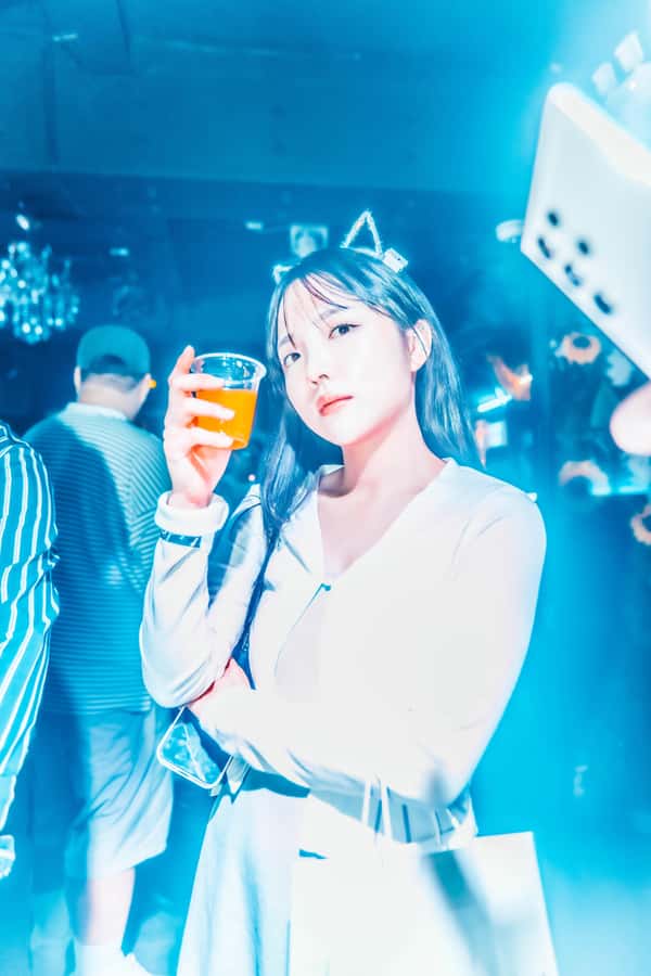 Seoul: Premium Pub Crawl with Limitless Drinks - What you actually get in 5 hours for $65