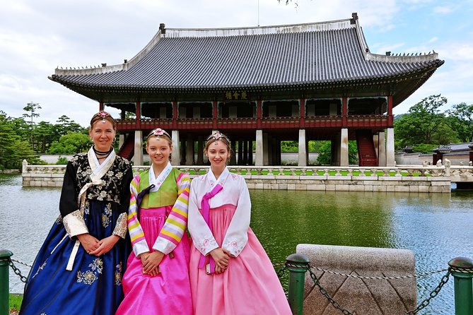 Seoul Private Tour with hidden gem of Seoul - N Seoul Tower: The 360-Degree Finish With Mt. Nam Views