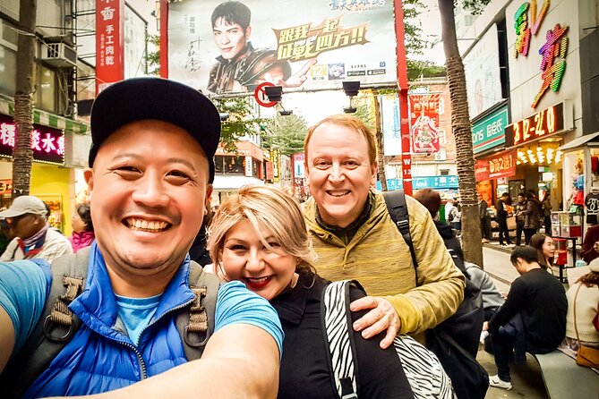 Seoul Private Tours by Locals: 100% Personalized, See the City Unscripted - Gyeongbokgung, Changdeokgung, and Cheonggyecheon in one tight loop
