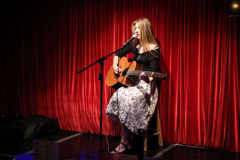 Seoul’s Stars: Open Mic with Local & International Talent - Getting a good spot without overthinking it