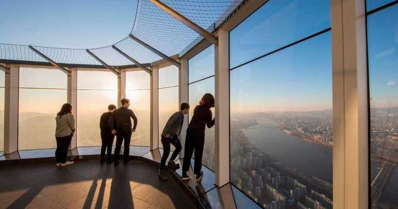 Seoul: Sky Lotte World Tower Ticket - Food and shopping inside the tower complex: plan your meal outside the ticket