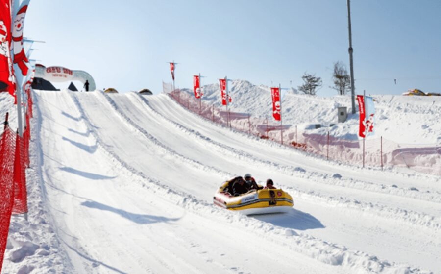 Seoul: SnowyLand in Vivaldi Park with Nami or Alpaca - Why Vivaldi Park SnowyLand is such a smart winter day trip from Seoul