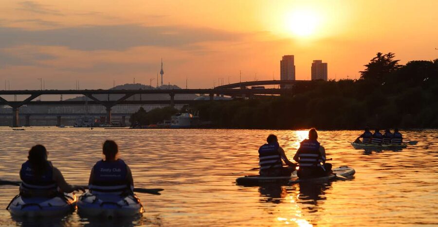 Seoul: Stand Up Paddle Board (SUP) & Kayak in Han River - The Guide Factor: Why Koa’s Style Shows Up in the Details