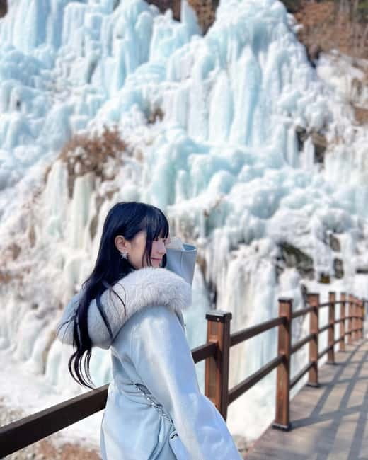 Seoul: Strawberry Picking & Eobi Ice Valley & Nami Island - A winter day trip that strings together Gangwon Province highlights