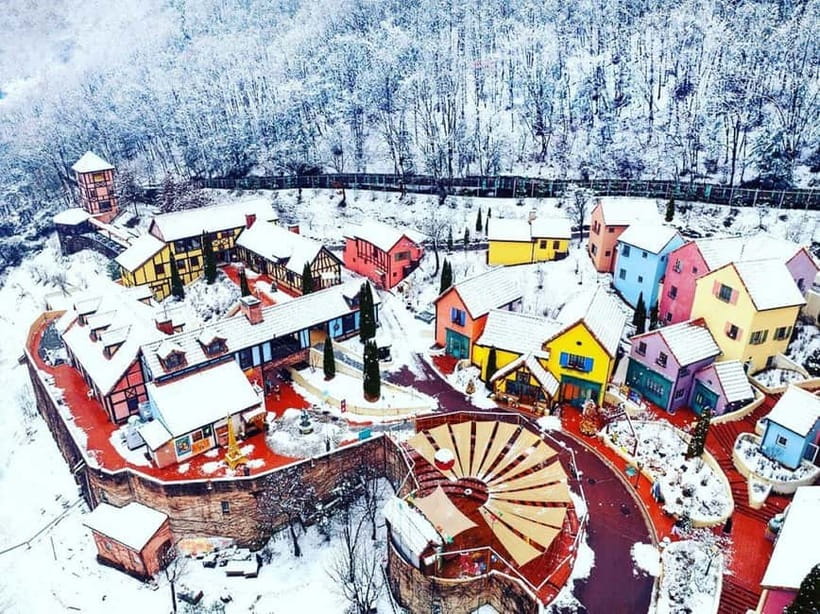 Seoul: Strawberry Picking & Eobi Ice Valley & Nami Island - Elysian sledding option: fun if you plan around gear and costs