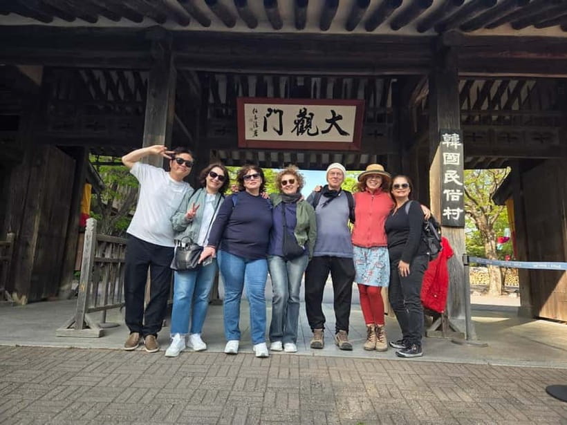 Seoul: Suwon Hwaseong, Folk Village, & Starfield Library - Key things that make this tour worth your time