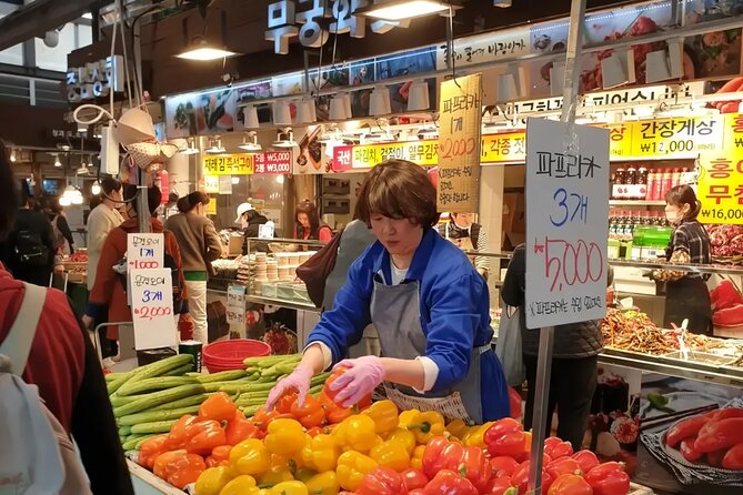 Seoul: Temple Vegan Cooking Class & Oriental Medicine Tour - Temple Vegan Cooking Class With a Buddhist Monk