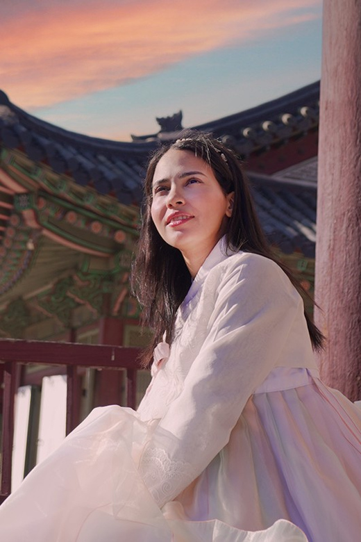 Seoul : Your Personal Photographer in Gyeongbokung - Your 1-hour session inside Gyeongbokgung Palace