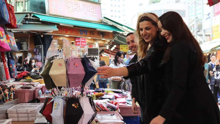 Seoul Your Way: Private Custom Experience with a Local Guide - Key highlights that make this Seoul tour worth it