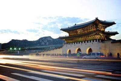 Signature Seoul : Netflix Sites, Street Food & N Seoul Tower
