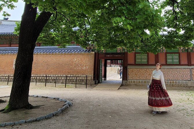(Small Group) Palace & Seoul Old Town Highlights - Jogyesa Temple: a calm center in Seoul’s middle