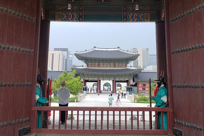 (Small Group) Palace & Seoul Old Town Highlights - Gwanghwamun Square: where public monuments explain modern Seoul