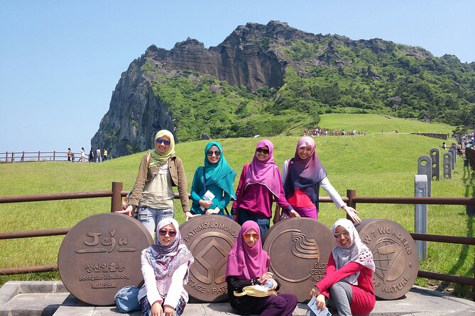Small group Private Taxi Tour DAY experience in Jeju island - Key things to know before you go