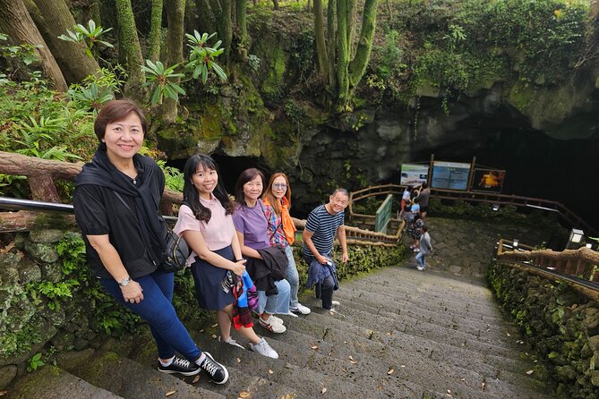 Small group tour FULL - PACKAGE Tour to All Areas in Jeju Island - Seongsan Ilchulbong to Manjanggul Lava Tube: volcanic icons, early momentum, big views