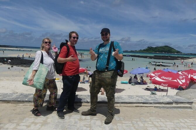 Small Group Tour in East Jeju Healing Island w/Woman Divers Show - Lunch Time: Local Food Suggestions Without the Bus-Tour Rush