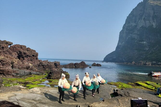 Small Group Tour in East Jeju Healing Island w/Woman Divers Show - Seopjikoji Coastal Trail: Volcanic Cliffs, Ocean Views, and Easy Strolling