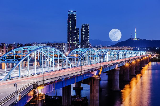Special City Night Tour - Hallyu Culture Center: a pop-culture stop that fits the night theme
